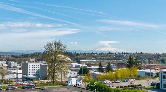 Property Photo: 2109 Tacoma Court WA 98405