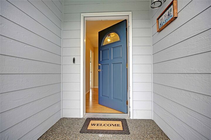 Property Photo:  1022 Bayshore Drive  WA 98282 