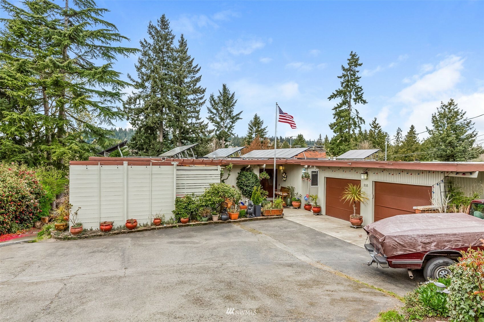 Property Photo:  814 SW Shoremont Avenue  WA 98166 