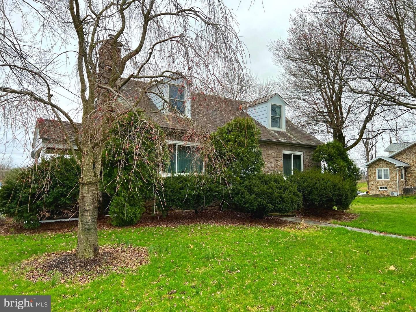 Property Photo: 7107 Boyertown Pike PA 19518