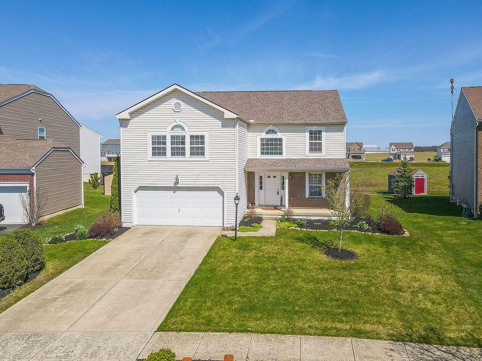 Property Photo: 307 Eagles Nest Avenue OH 43031