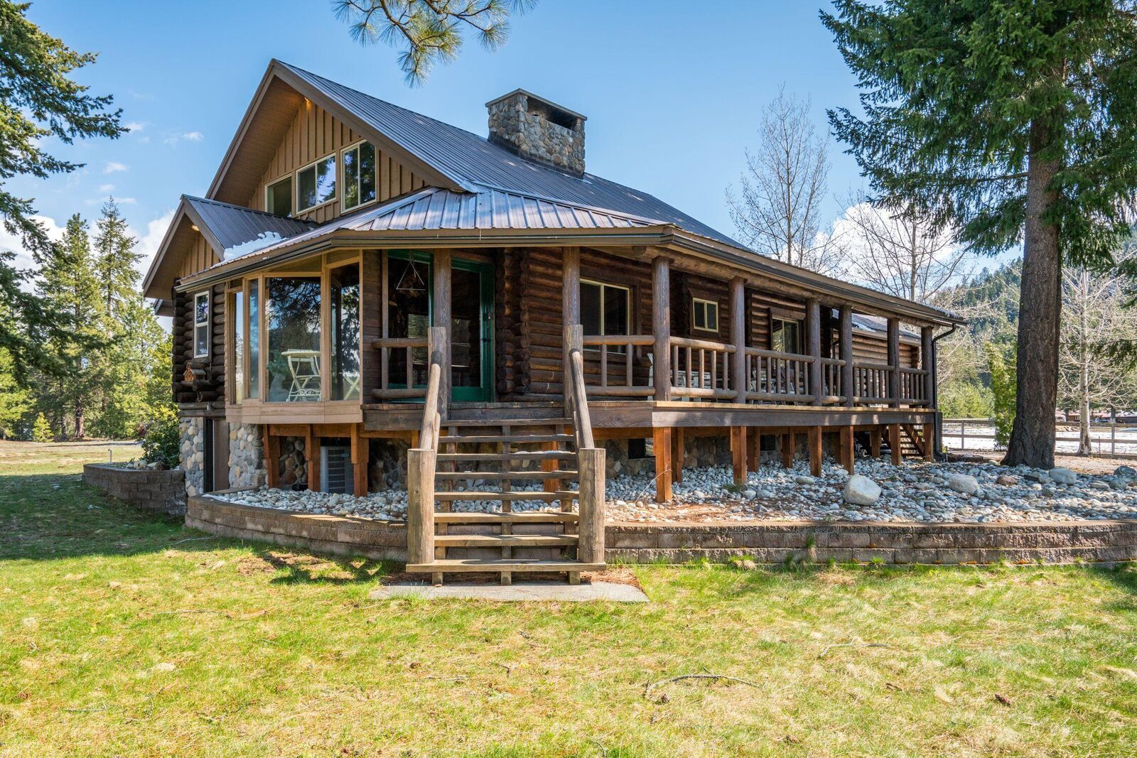 House for sale in Leavenworth 12184 Allen Rd, Leavenworth, WA 98826