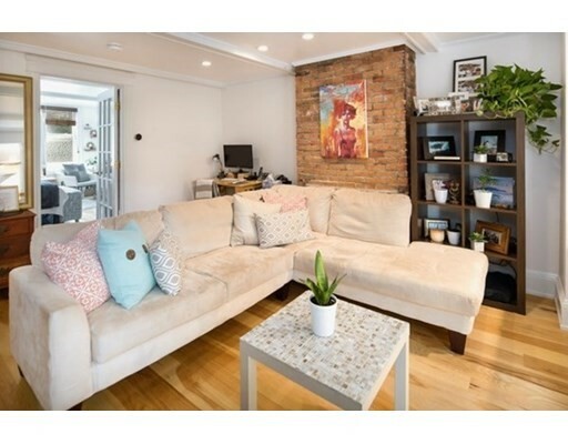 Property Photo:  63 Green St 1  MA 02129 