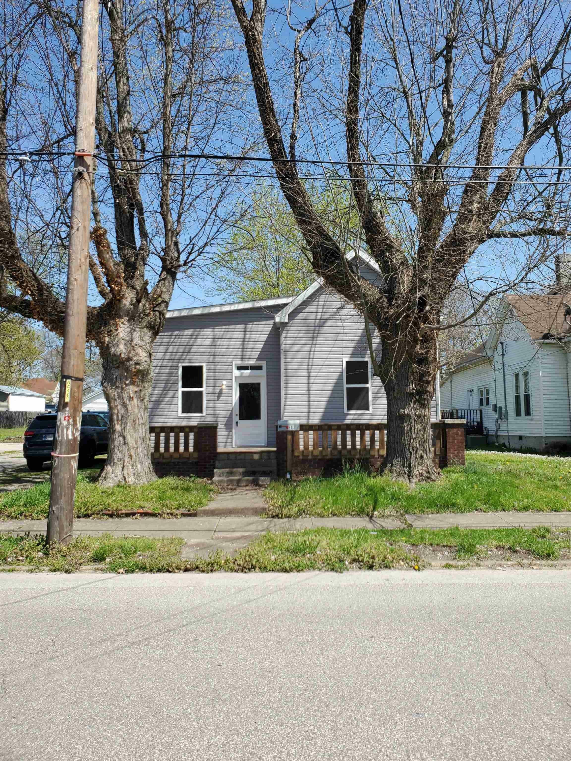 Property Photo:  513 N Third Street  IN 47601 