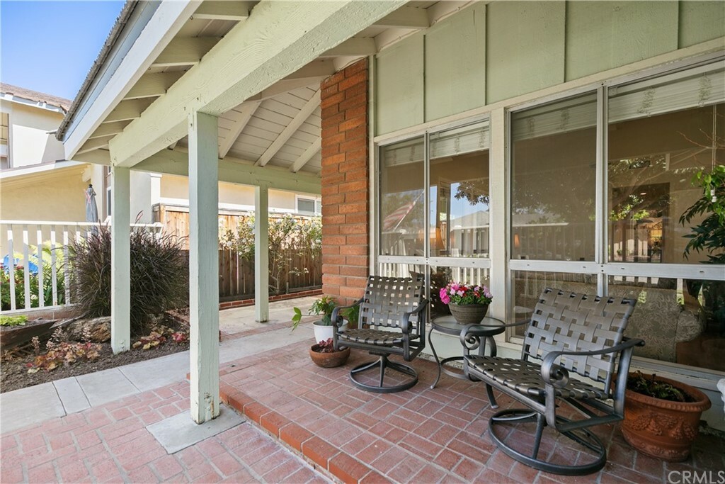 Property Photo:  1731 Green Meadow Avenue  CA 92780 