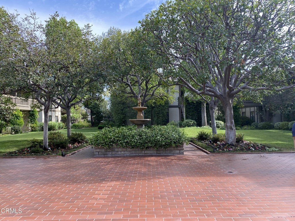 Property Photo: 222 Palmetto Drive CA 91105