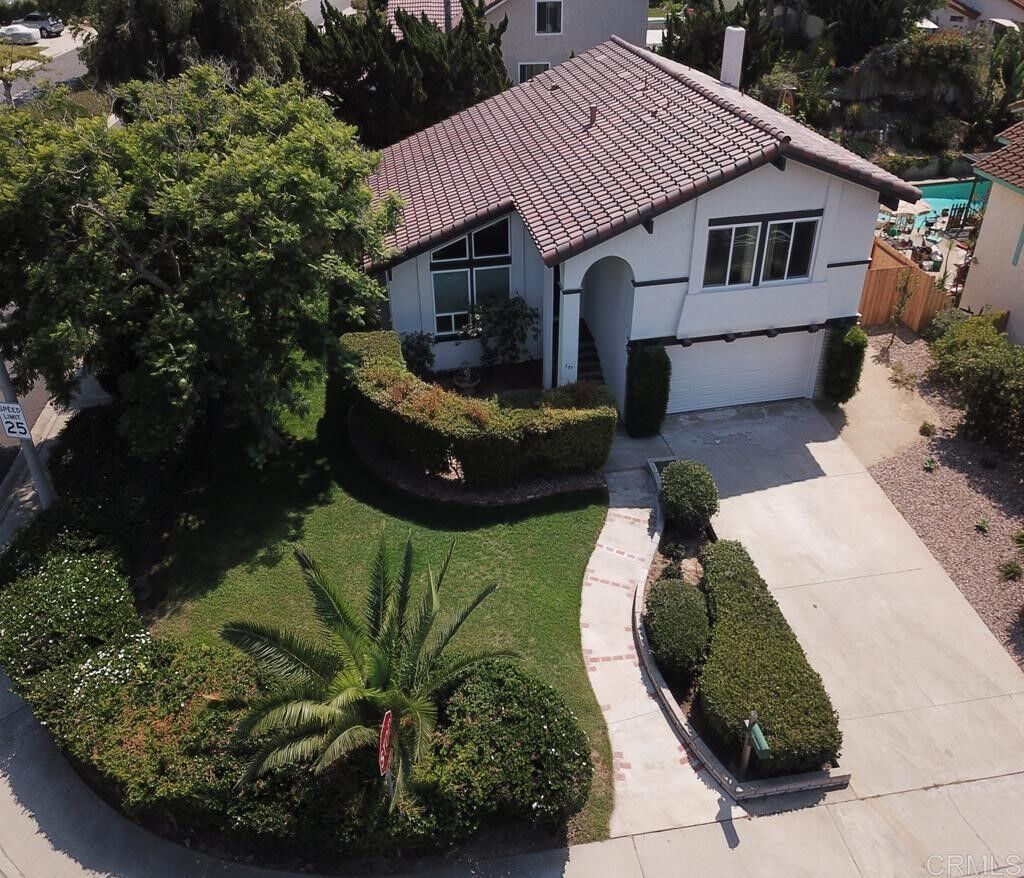 Property Photo:  507 S Willowspring Dr  CA 92024 