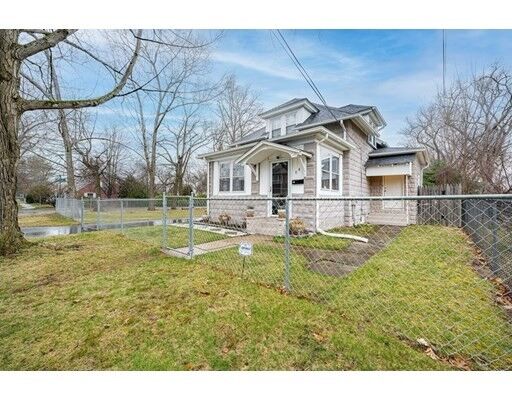 Property Photo:  88 Fisher St  MA 01109 