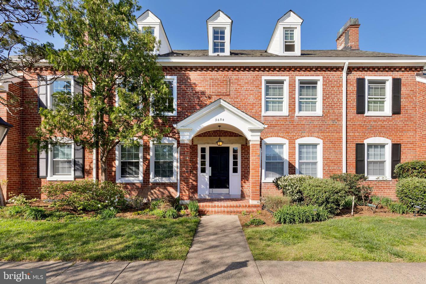 Property Photo: 3454 S Utah Street B1 VA 22206