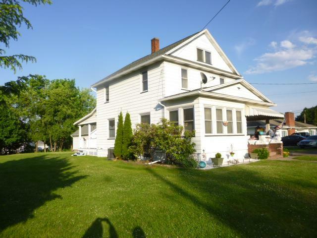 Property Photo:  406 N. Keystone Ave  PA 18840 