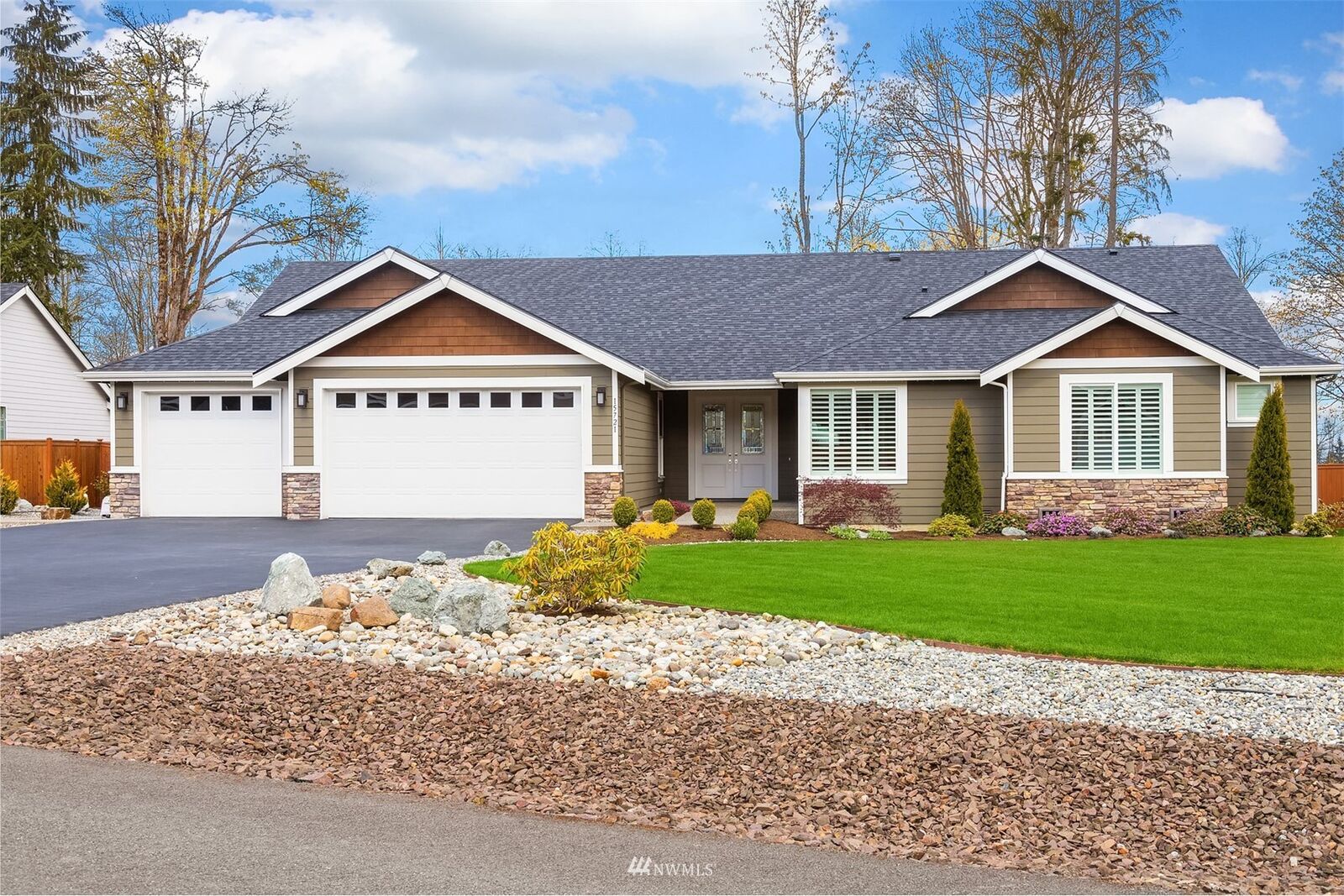 Property Photo: 15721 220th Street SE WA 98272