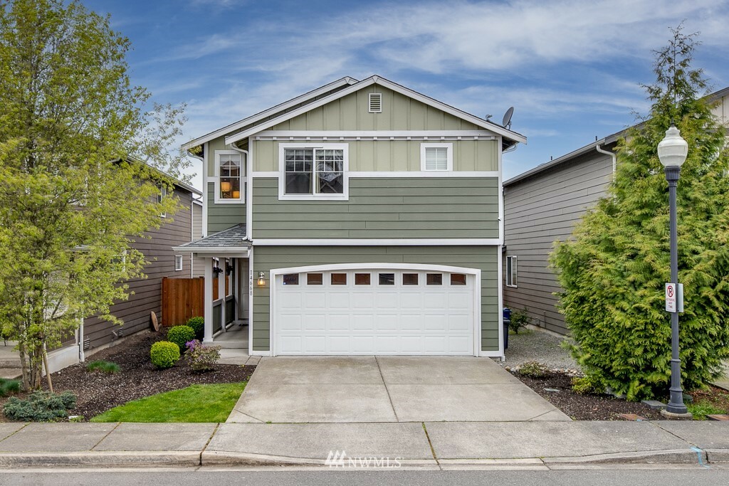 Property Photo:  14668 50th Avenue NE  WA 98271 