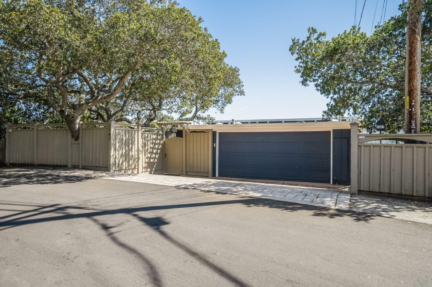 Property Photo:  1747 Valley View Avenue  CA 94002 