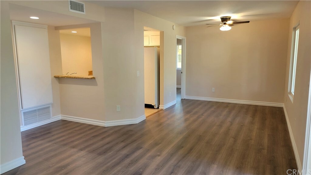 Property Photo:  1110 W Blaine Street 101  CA 92507 