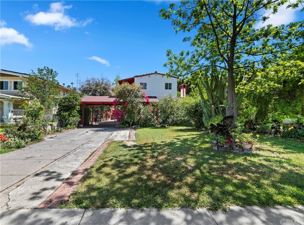 Property Photo:  447 W 17th Street  CA 92405 