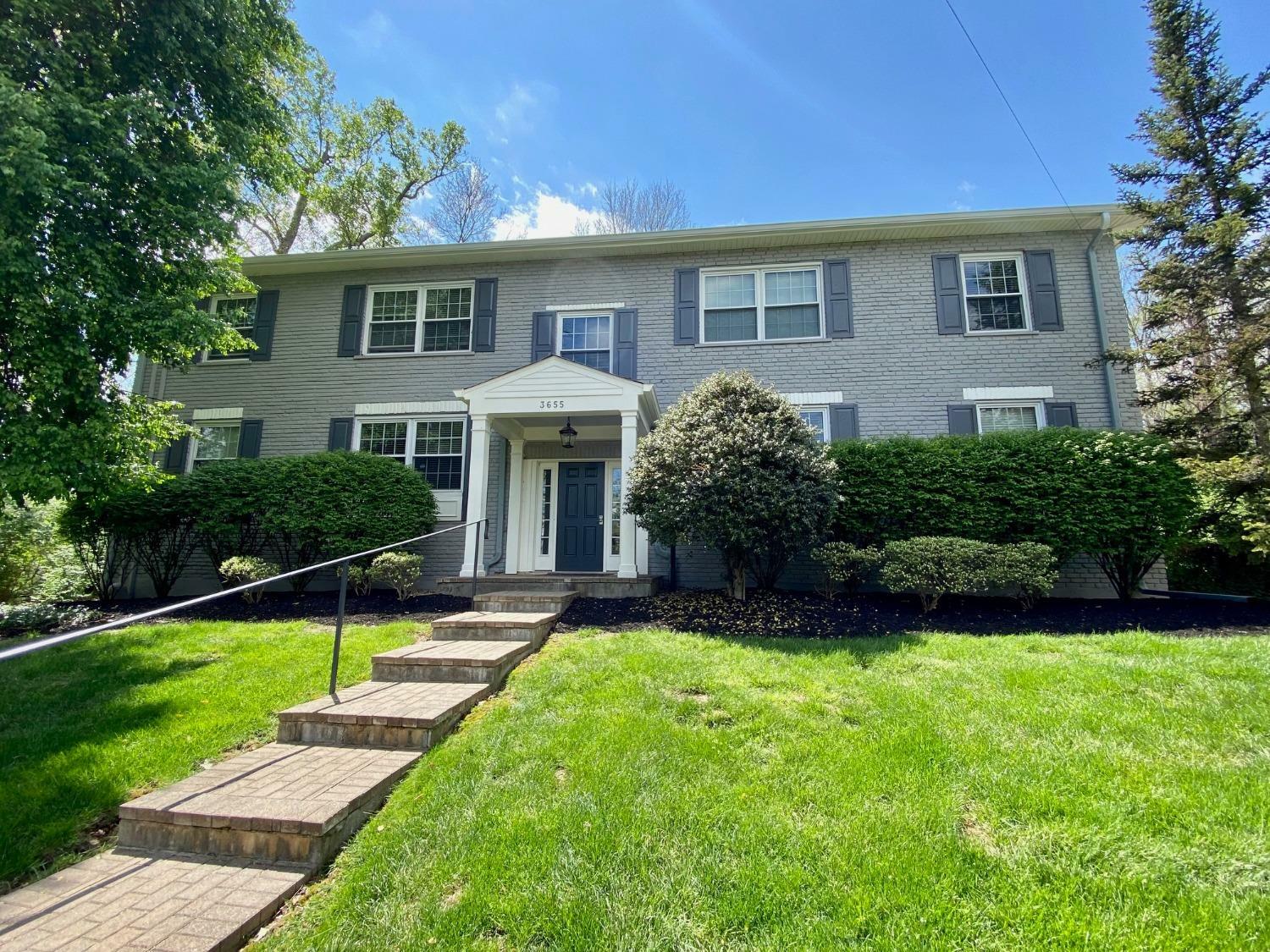 Property Photo: 3655 Willowlea Ct D OH 45208