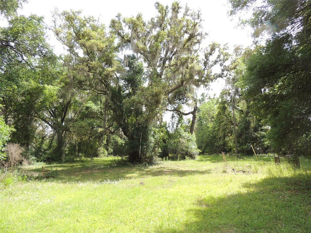 Property Photo:  7208 NE 27th Avenue  FL 32609 