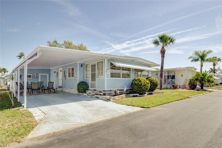 Property Photo:  18675 US Highway 19 N 202  FL 33764 