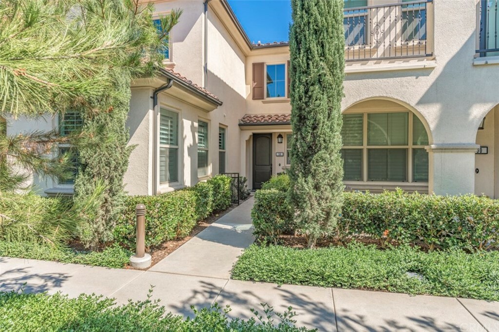 Property Photo:  58 Rose Arch  CA 92620 