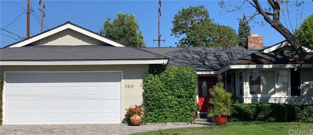 Property Photo:  769 N Pine Street  CA 92867 