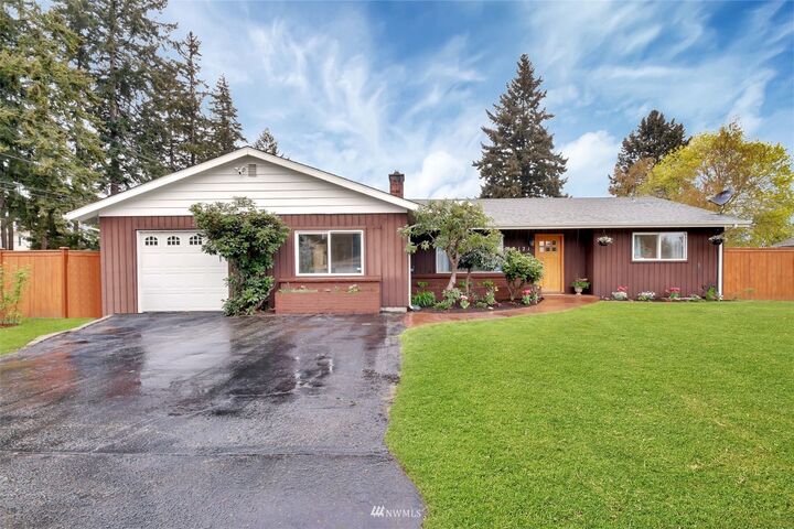 Property Photo: 20121 32nd Avenue S WA 98198