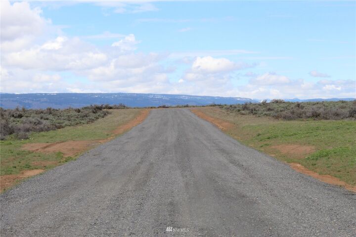 Property Photo: 8 Xxx Tipton Road WA 98926