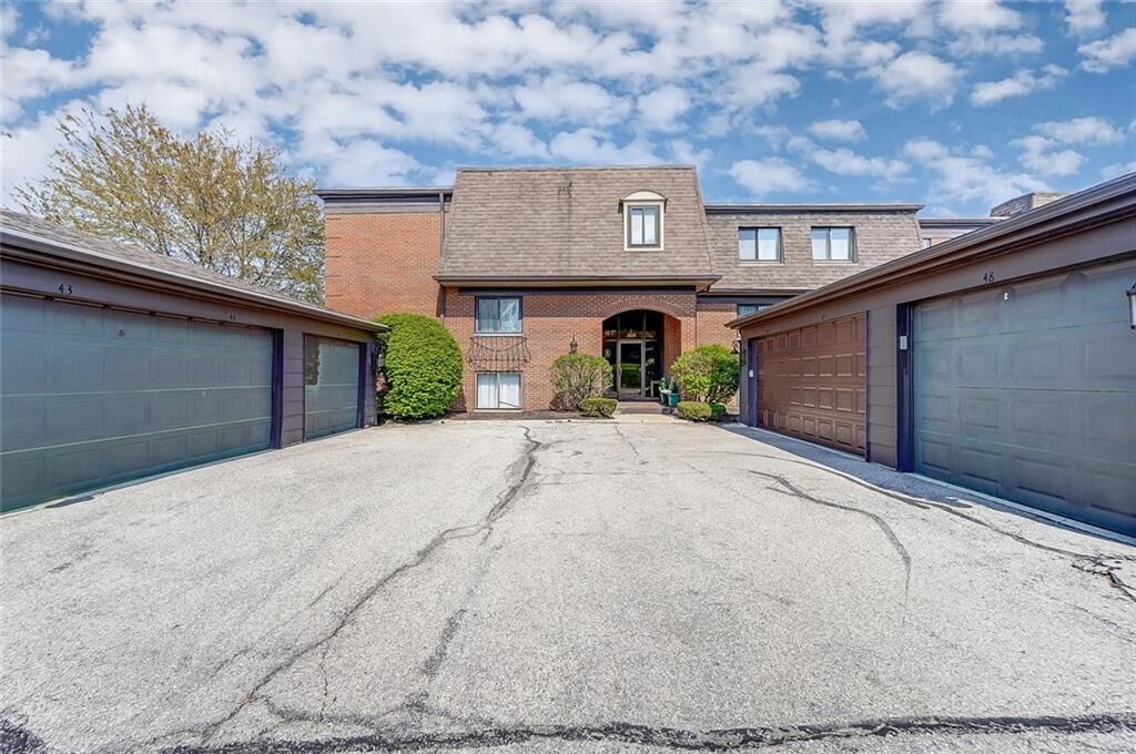 Property Photo: 1600 Thunderbird Lane 44 OH 45449