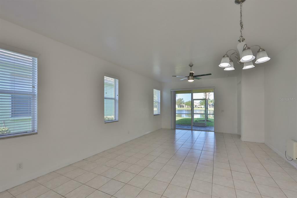 Property Photo:  11447 Captiva Kay Drive  FL 33569 