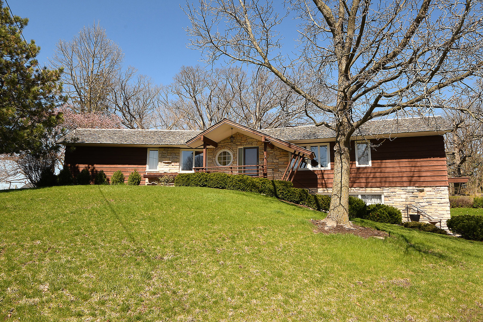 1109 Plaza Drive  New Lenox IL 60451 photo