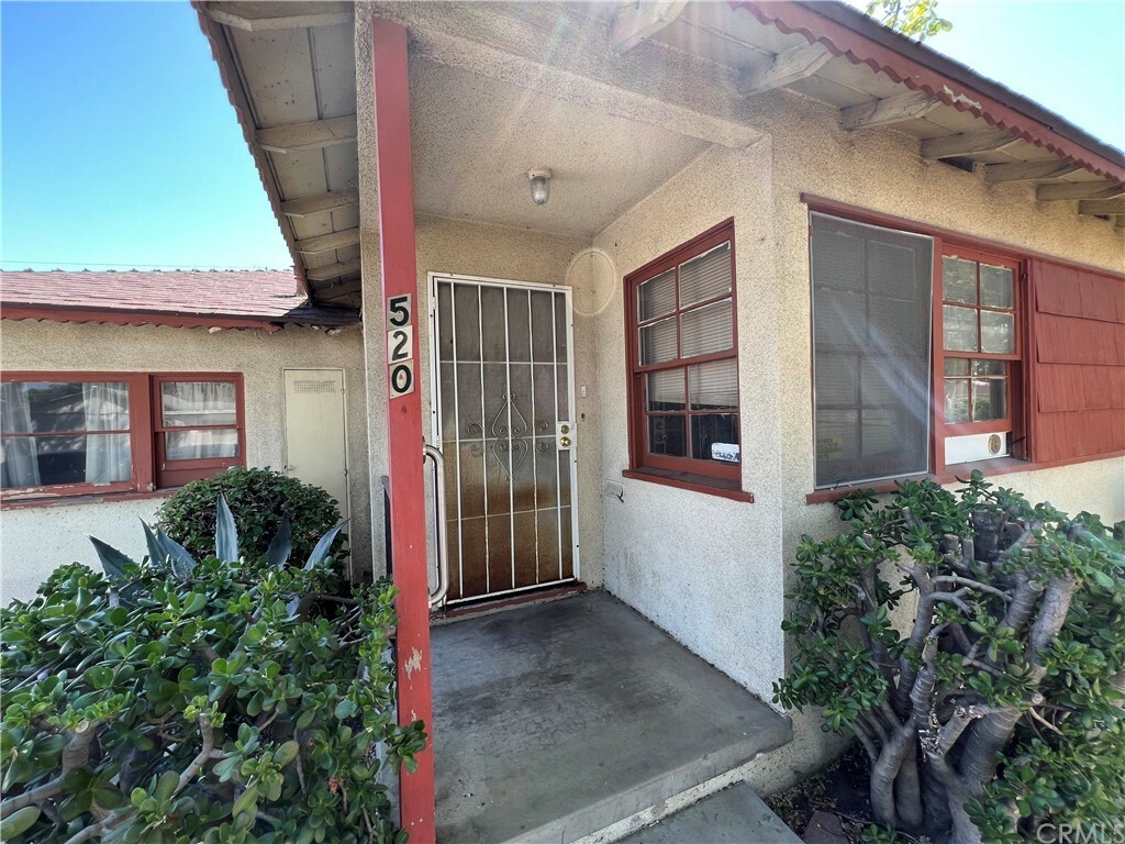 Property Photo:  520 S Paula Drive  CA 92833 