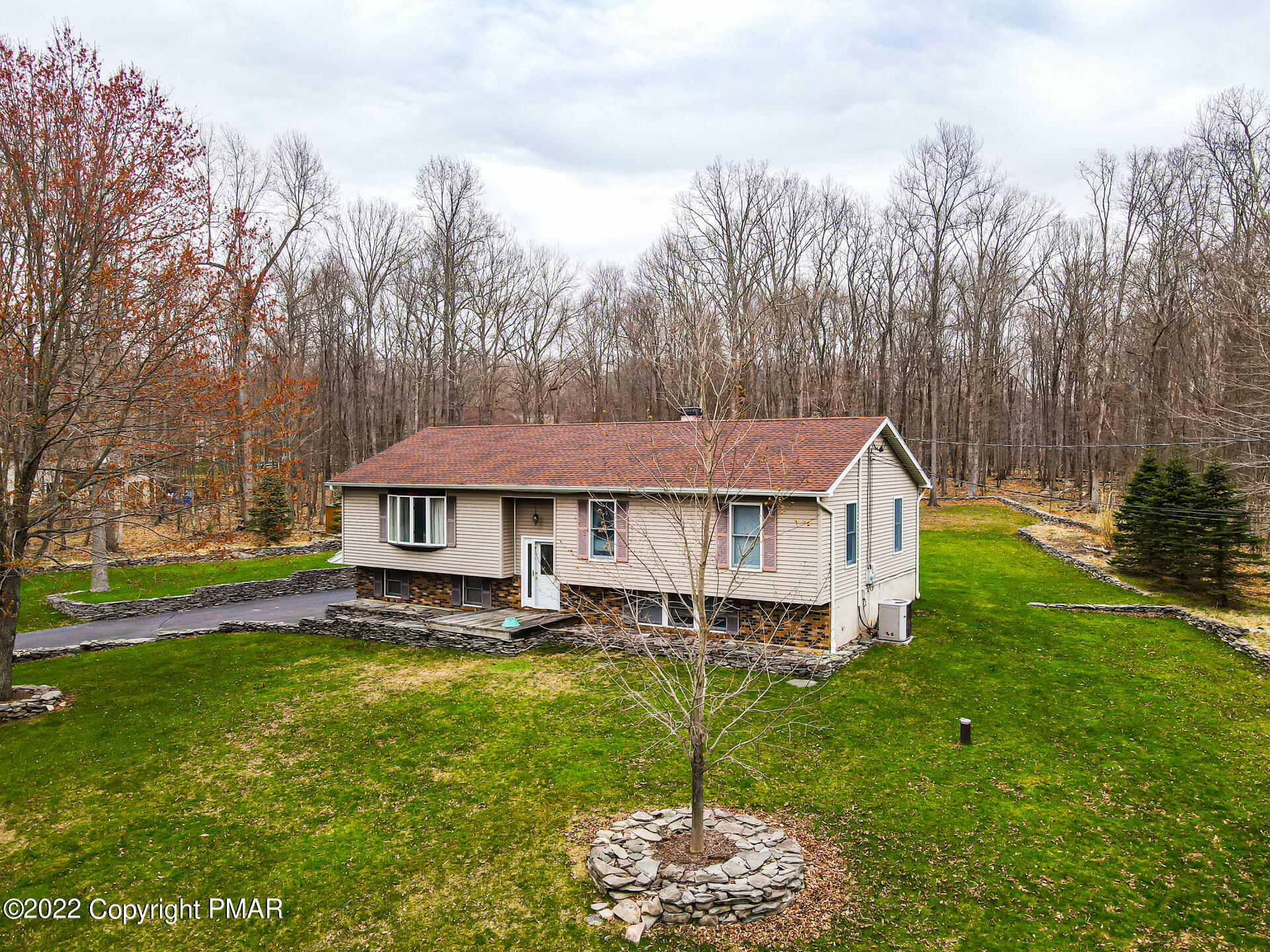 Property Photo:  219 Melvin Lane  PA 18302 