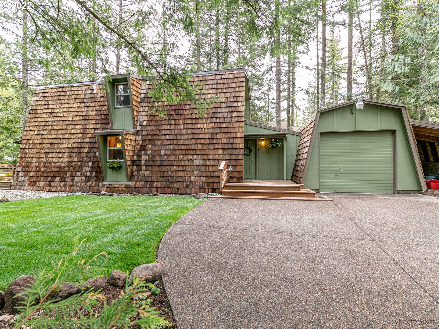 Property Photo:  21760 E Tree Swallow Ln  OR 97049 