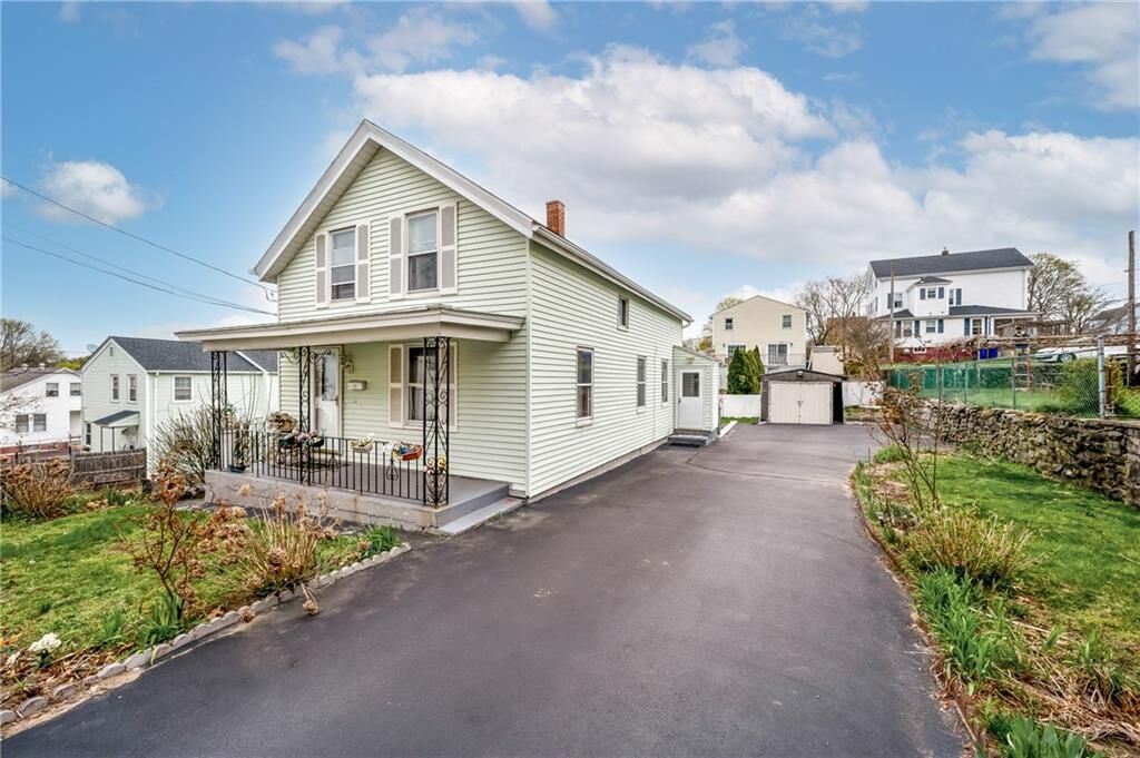 Property Photo:  98 1st St  RI 02914 