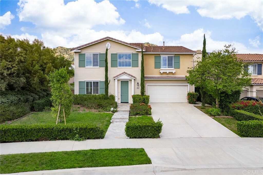Property Photo:  683 E Boxwood Lane  CA 91702 