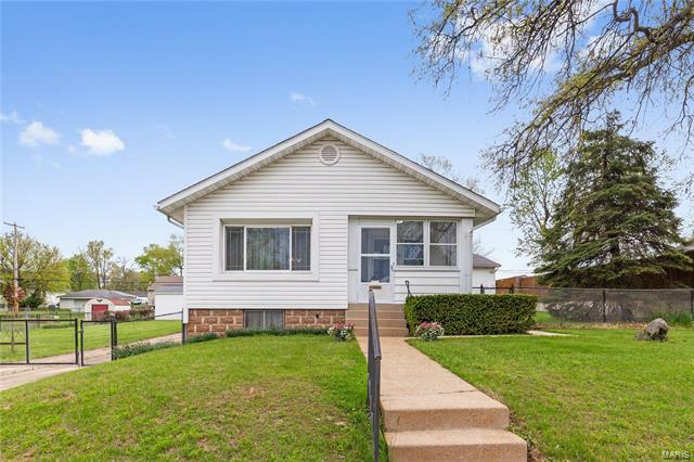 Property Photo: 9417 Cote Brilliante Avenue MO 63114