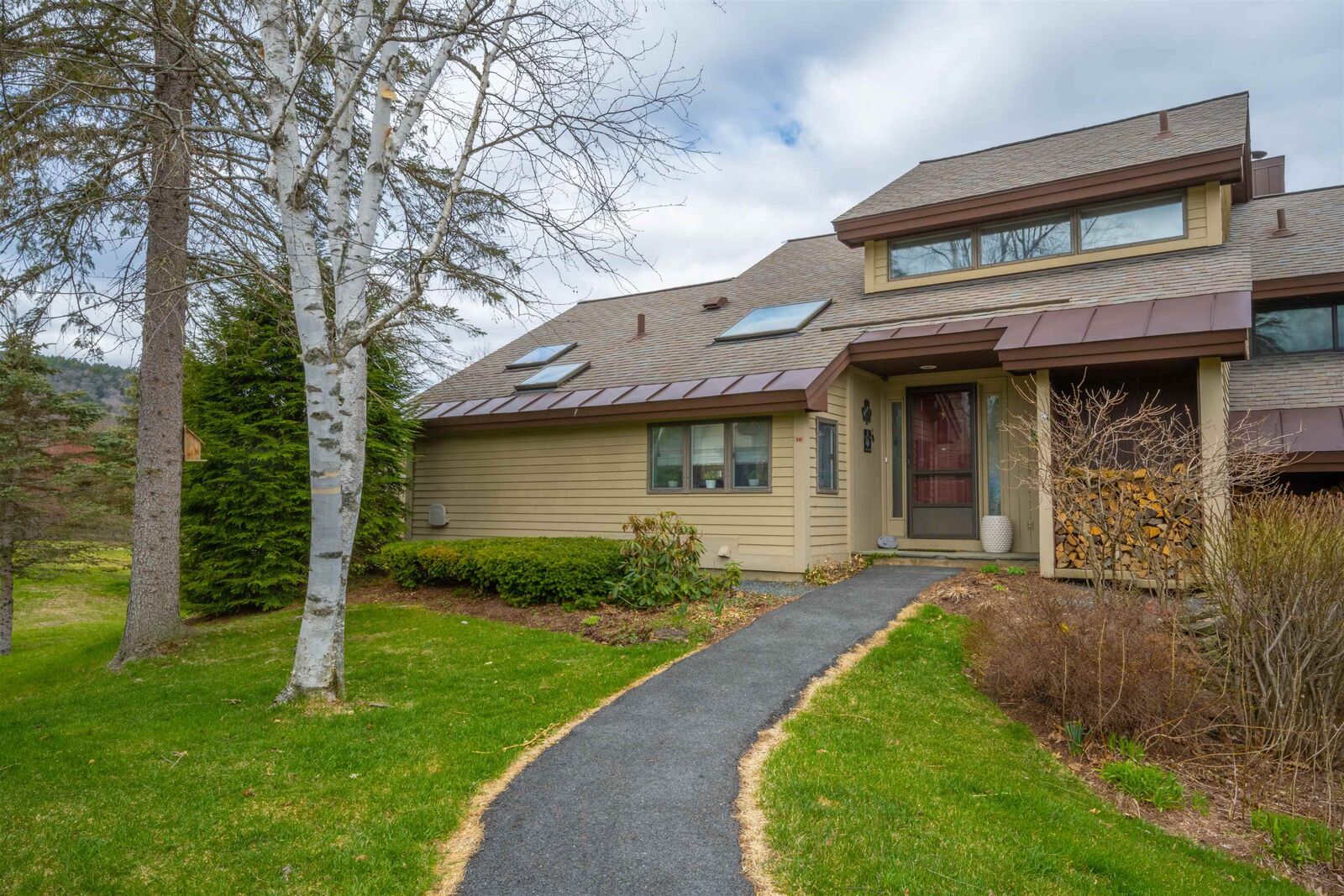 Property Photo:  805 Murphy'S Road 3B  VT 05059 