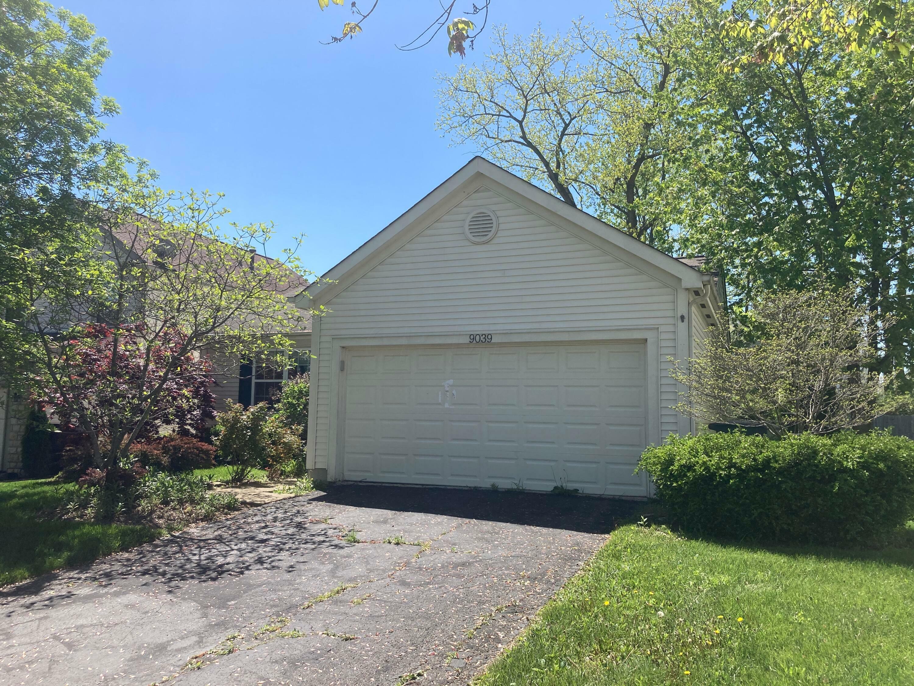 Property Photo: 9039 Barley Loft Drive OH 43240