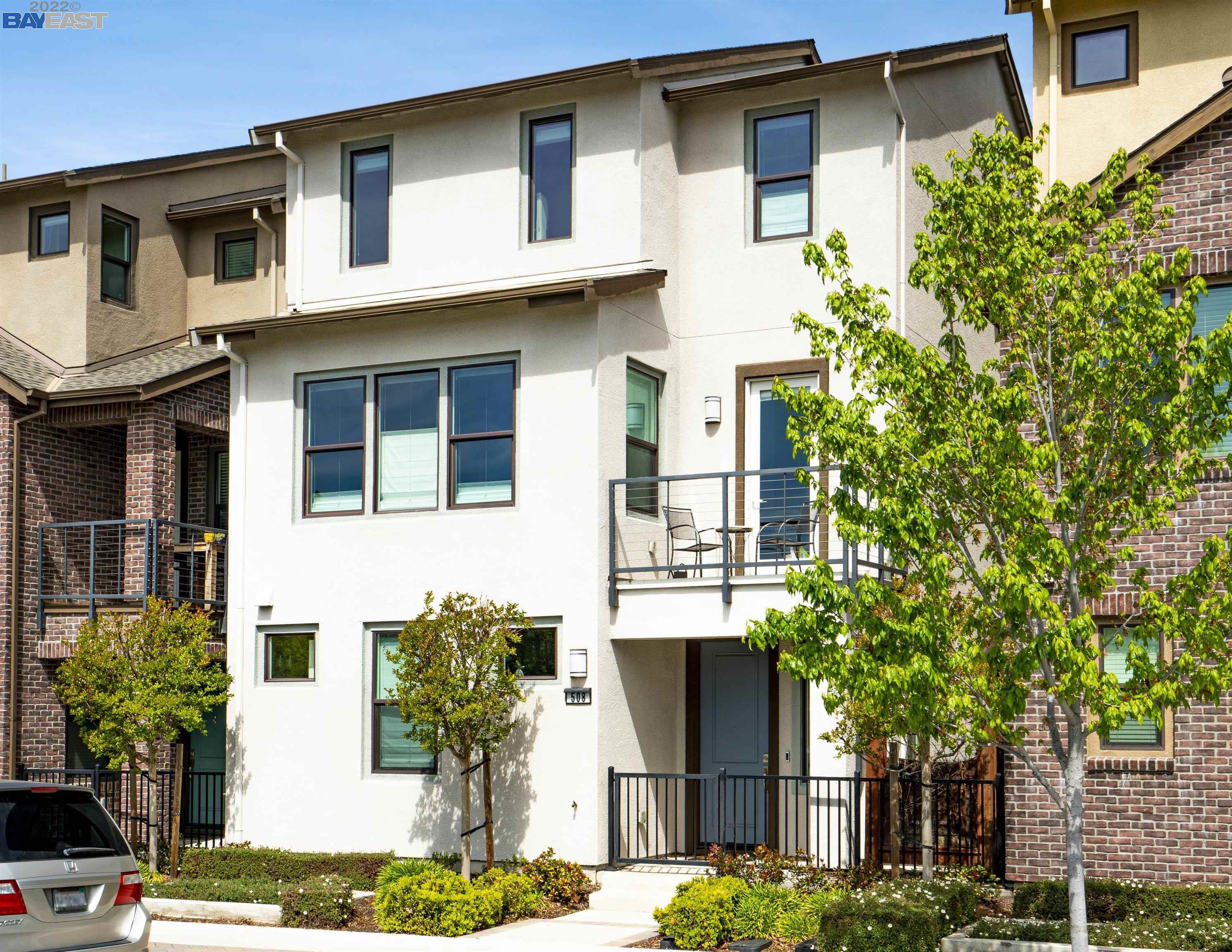 Property Photo: 508 Palmer Ave CA 94541