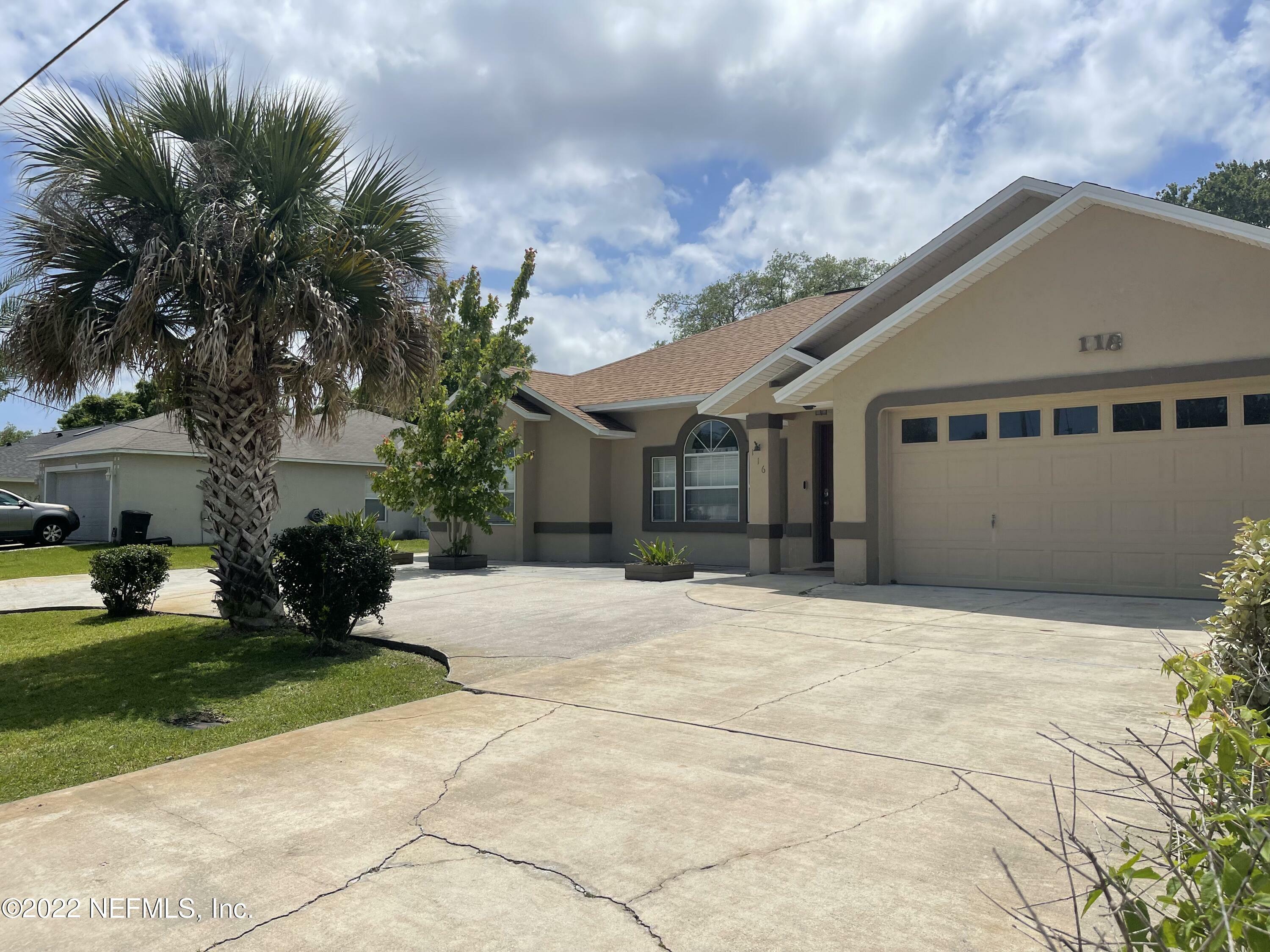 Property Photo:  116 Florida Park Drive N  FL 32137 