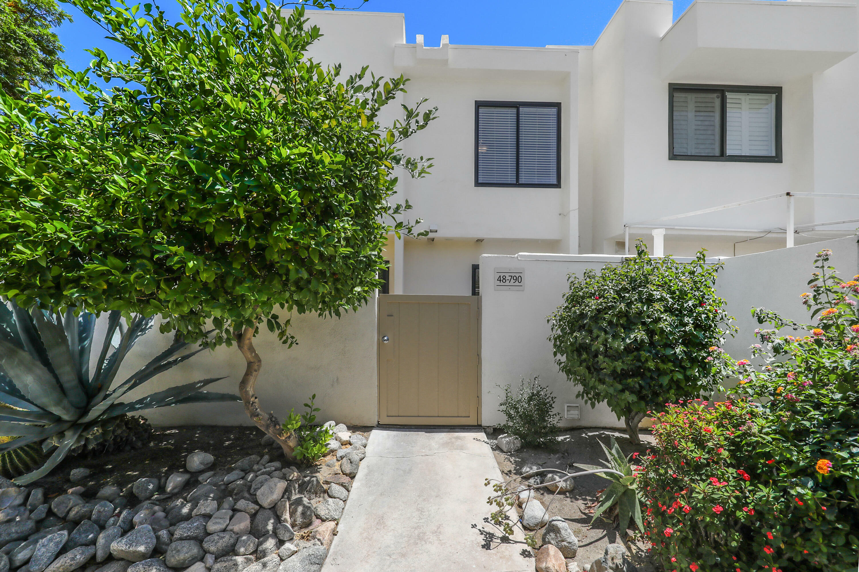 Property Photo:  48790 Desert Flower Drive  CA 92260 