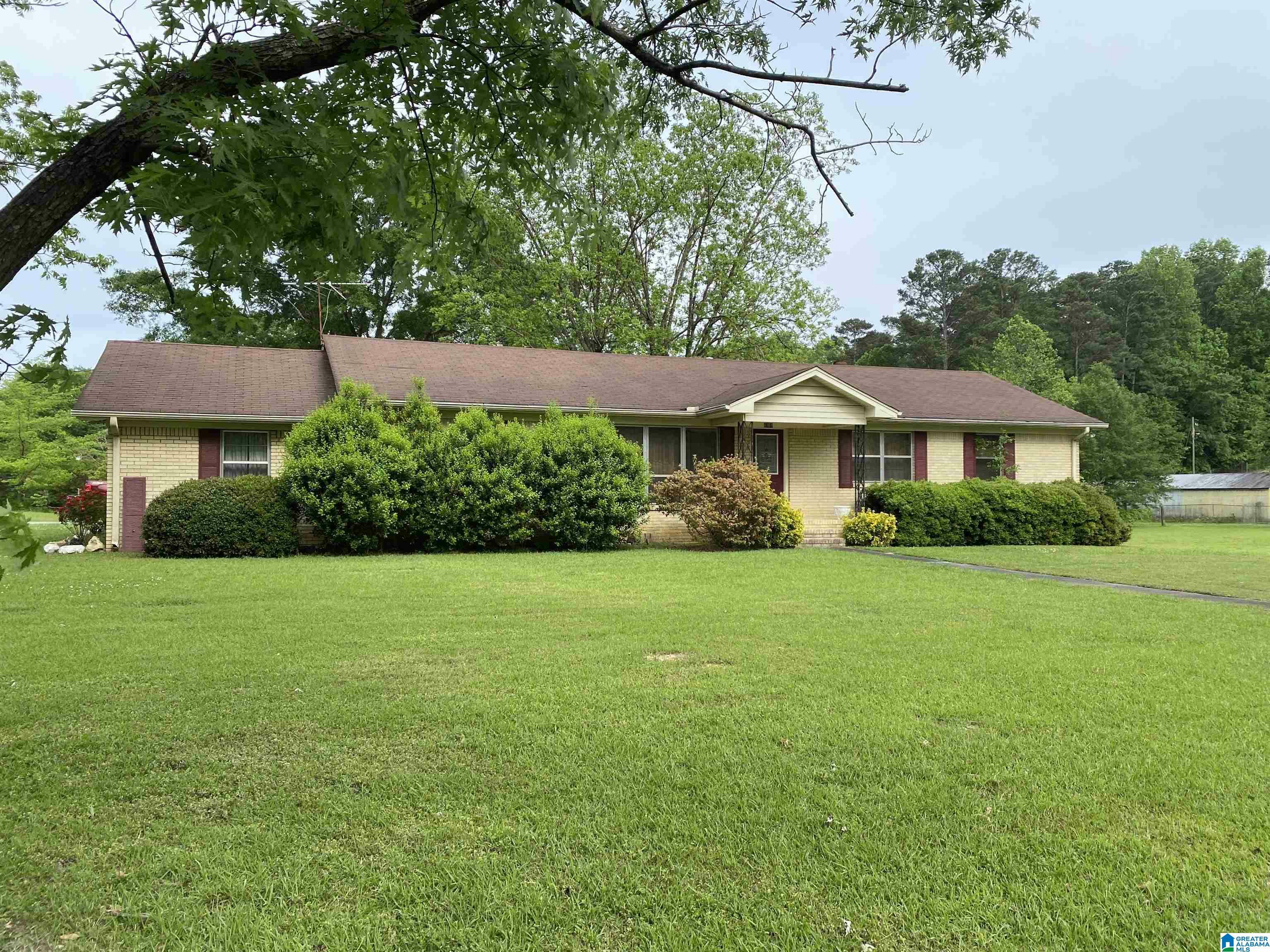 6369 Swann Road  Mount Olive AL 35117 photo