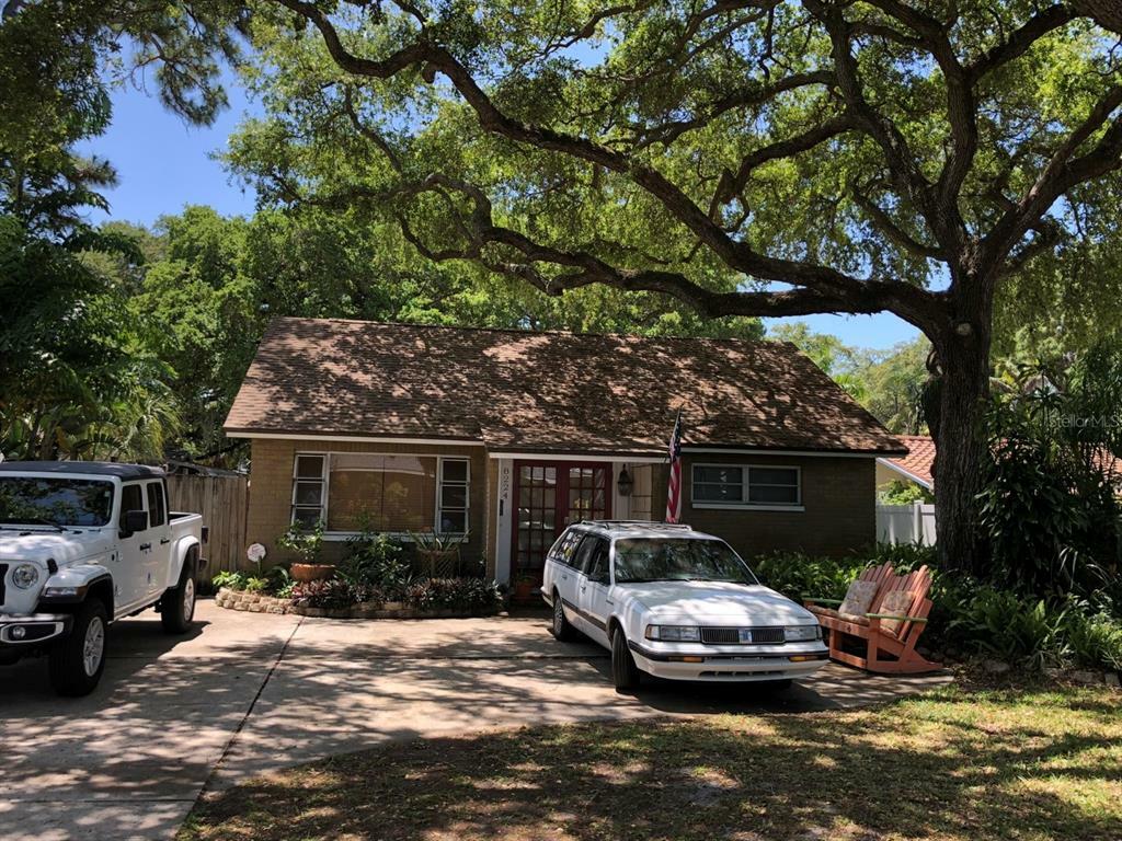 Property Photo:  8224 27th Avenue N  FL 33710 