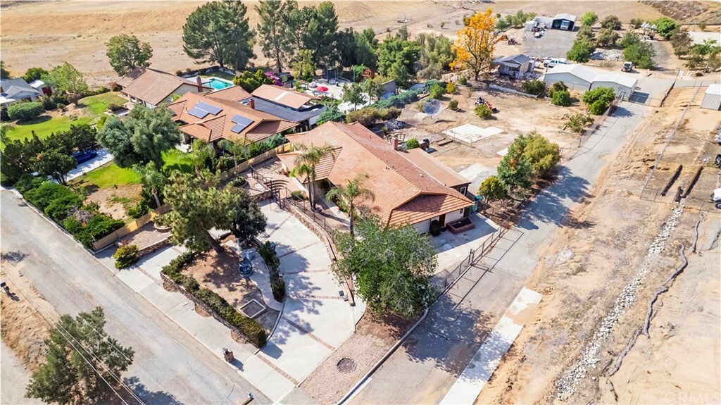 Property Photo:  24920 Robin Lane  CA 92557 