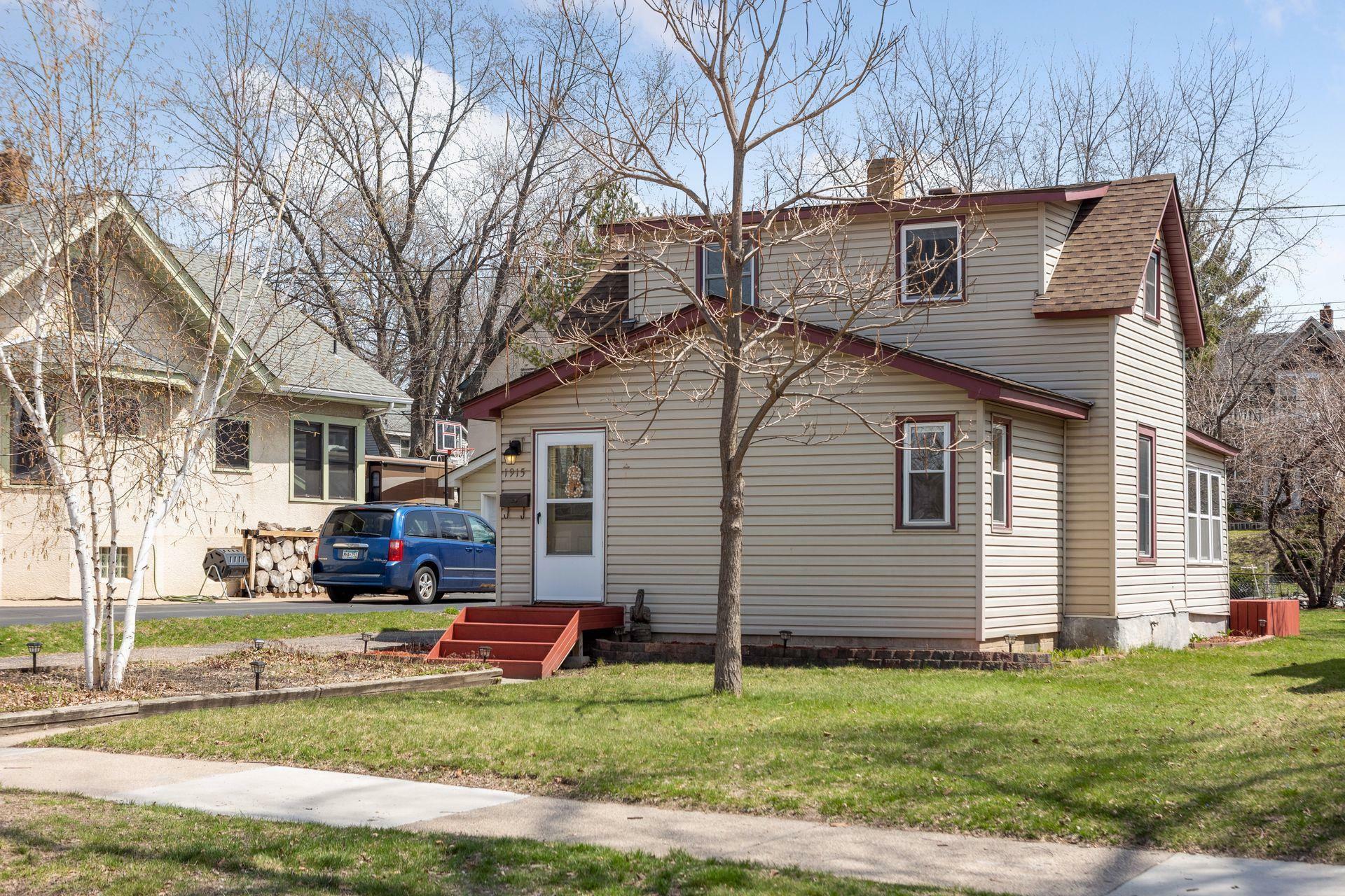 Property Photo:  1915 Buchanan Street NE  MN 55418 