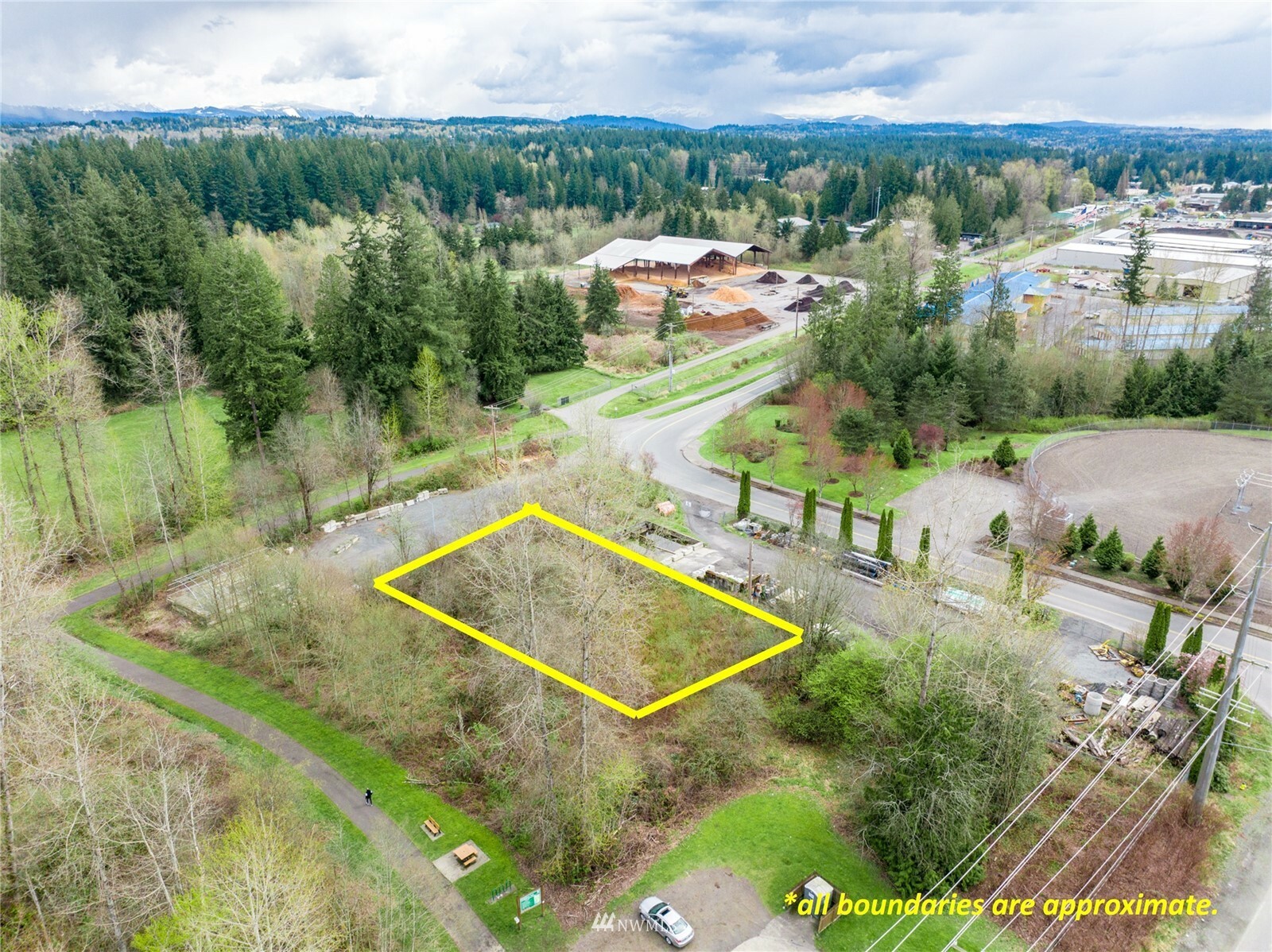 Property Photo:  12 Xxx 36th Street NE  WA 98258 