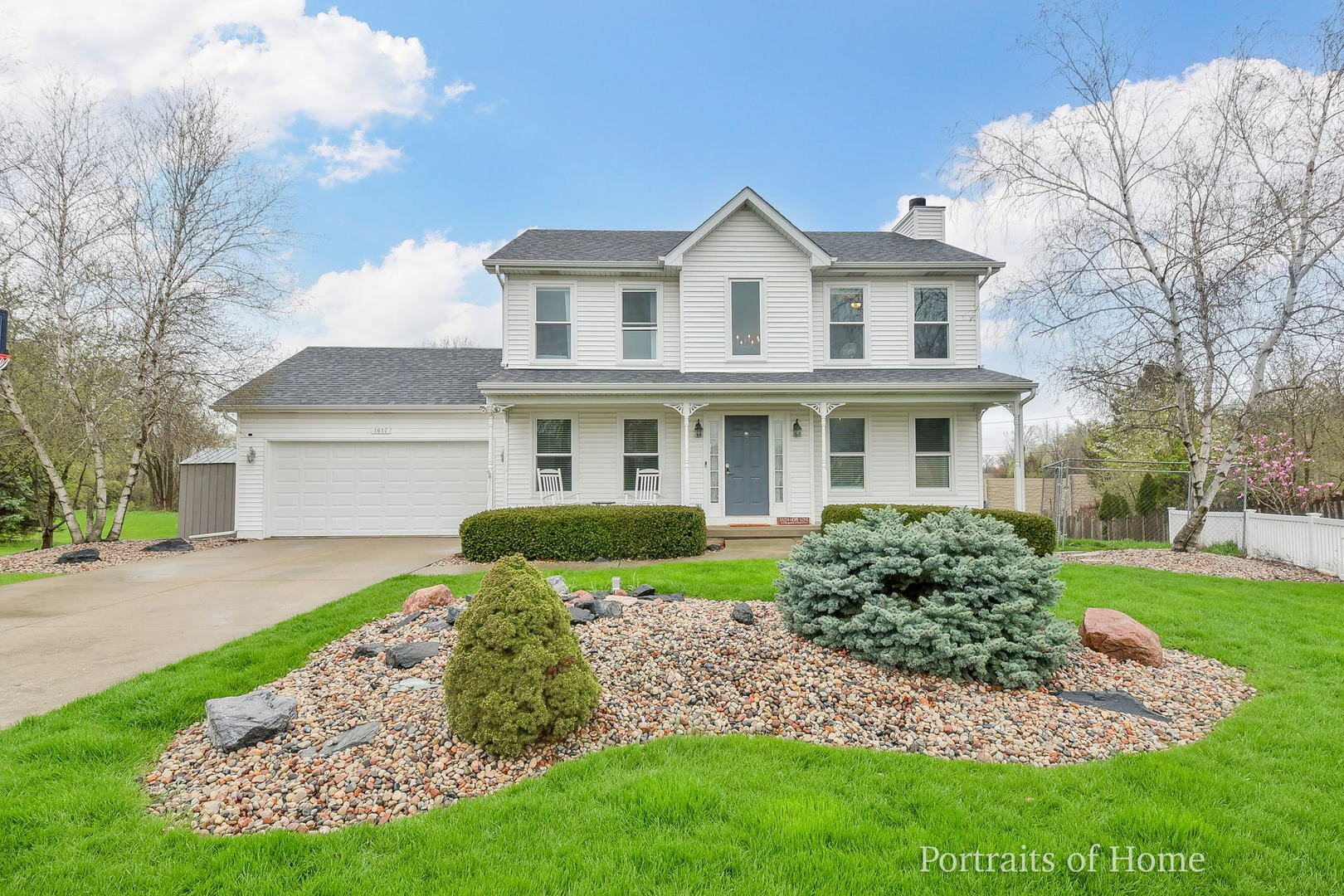 Property Photo:  1617 Cottonwood Trail  IL 60560 