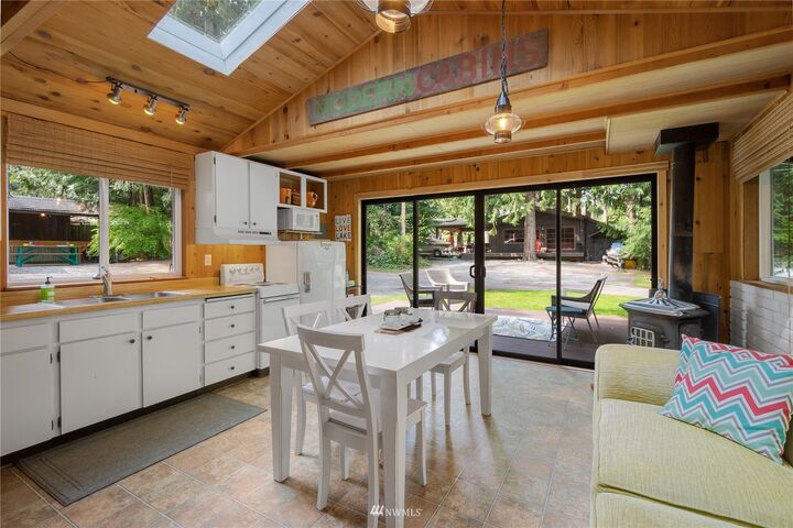 Property Photo:  5028 168th Place NW  WA 98292 