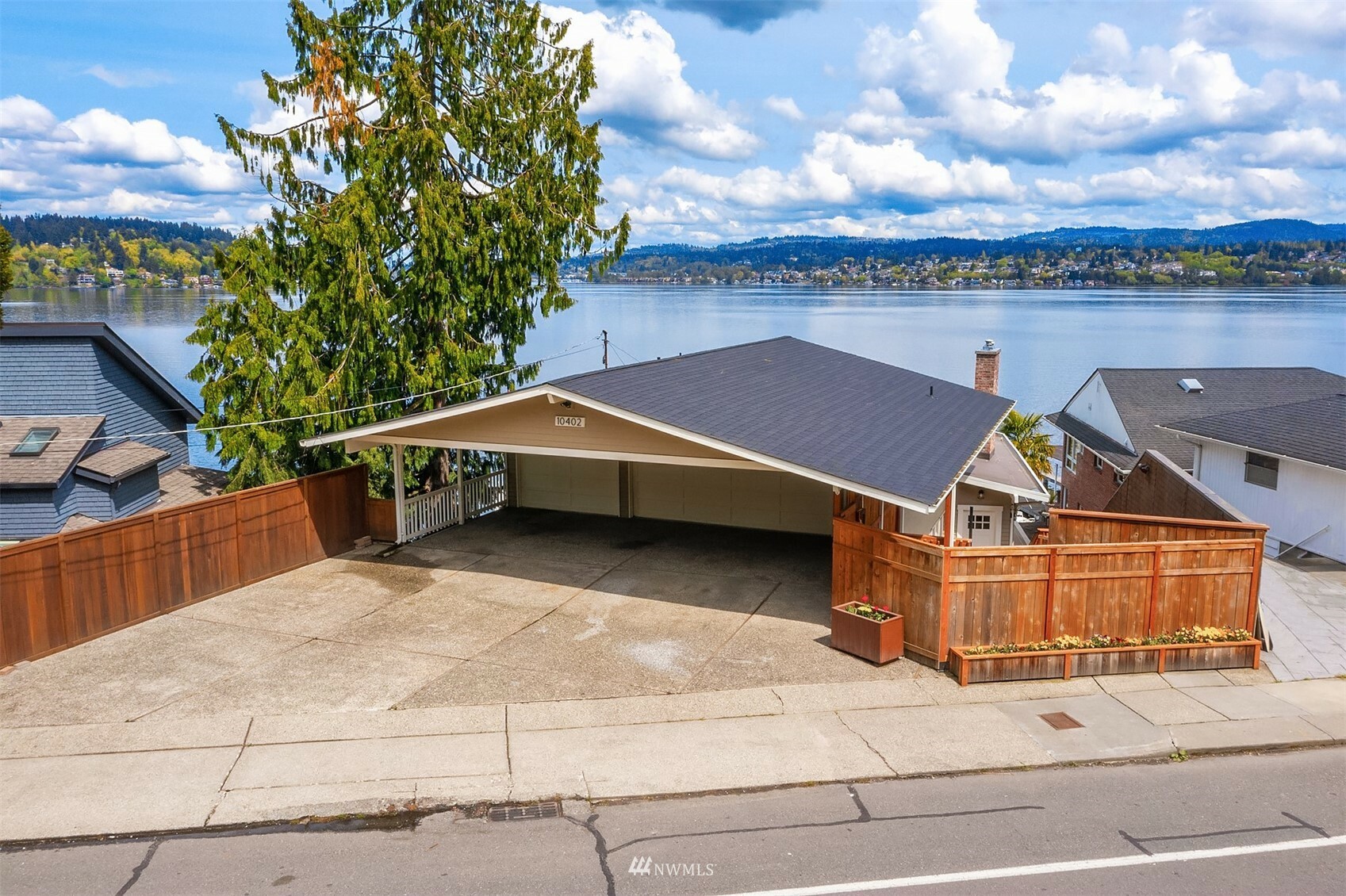 Property Photo:  10402 Rainier Avenue S  WA 98178 