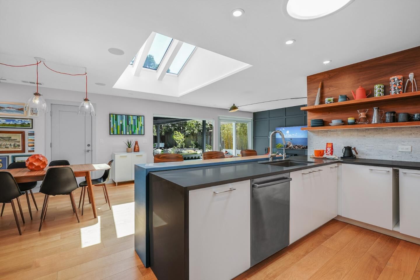 Property Photo:  2302 Kenwood Avenue  CA 95128 