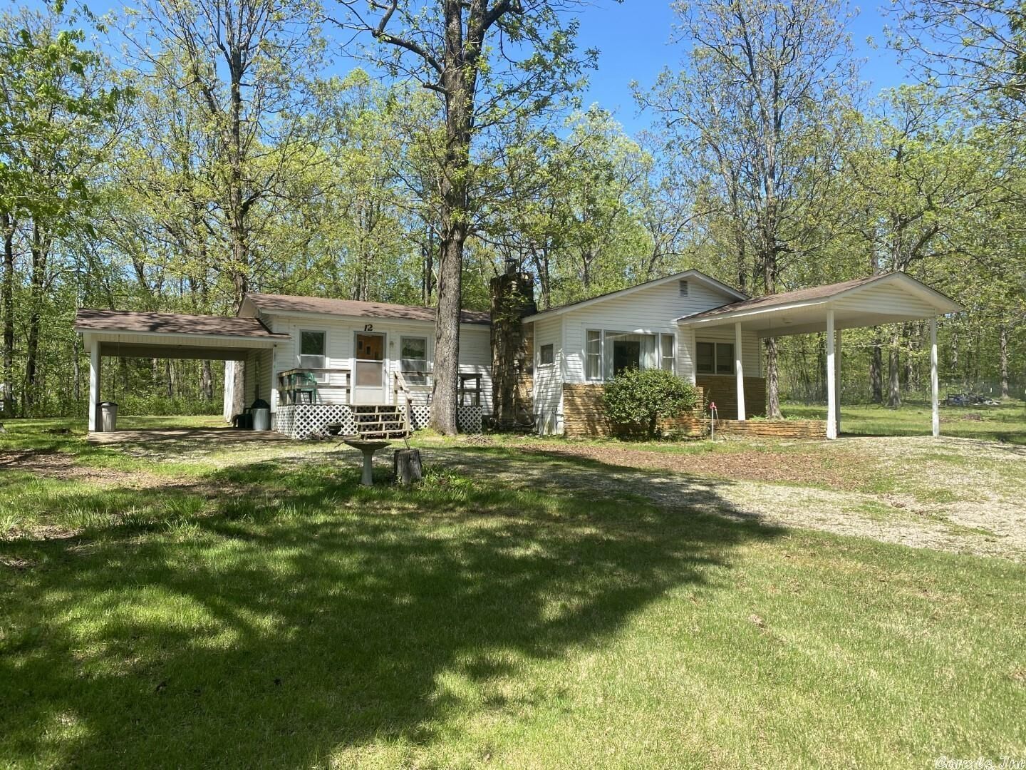 Property Photo: 12 E Crescent Drive AR 72482
